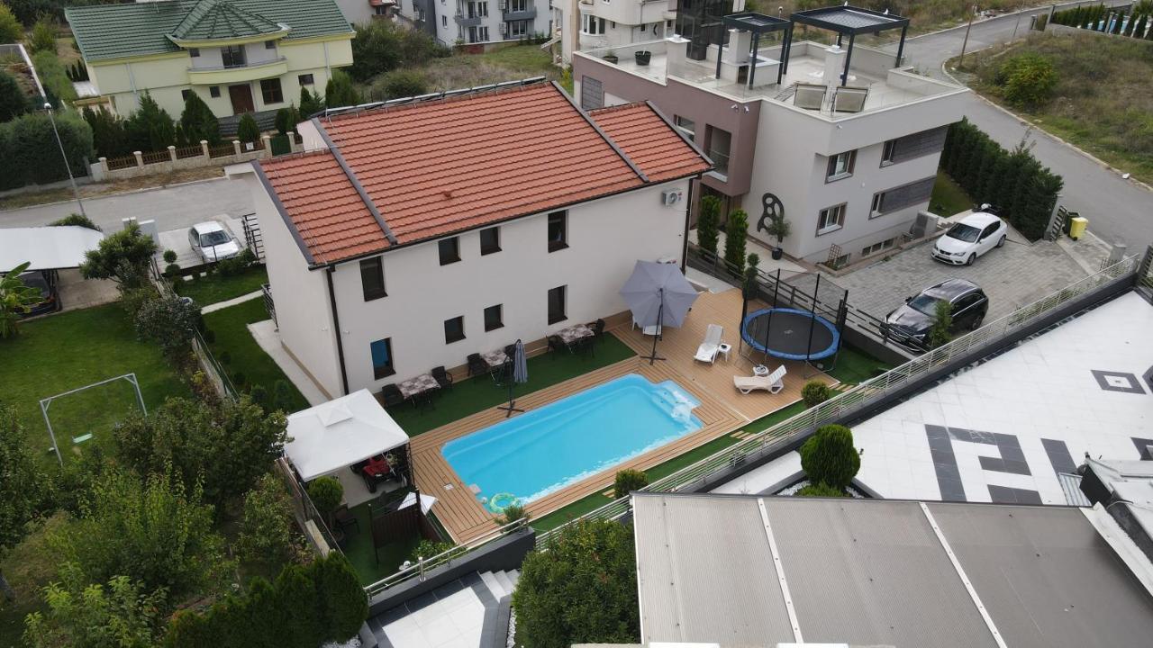 Villa Lucija By Romantique Veles Bagian luar foto