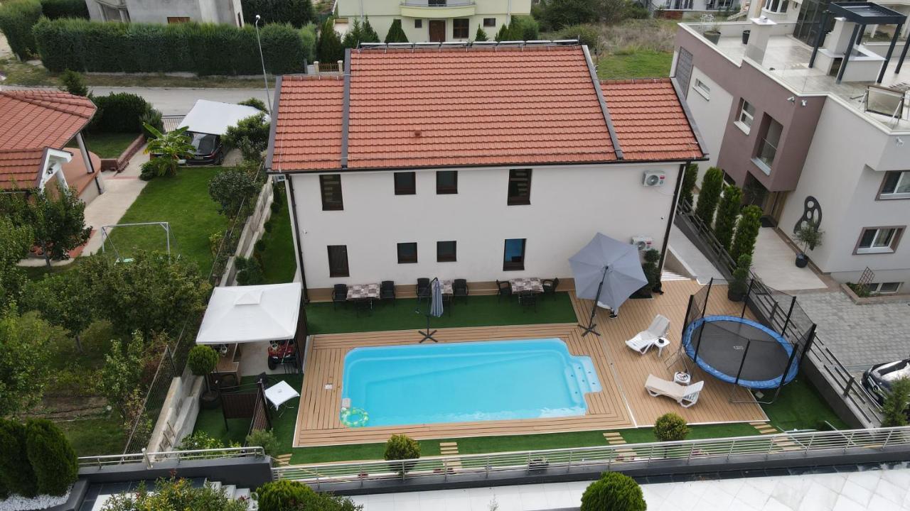 Villa Lucija By Romantique Veles Bagian luar foto